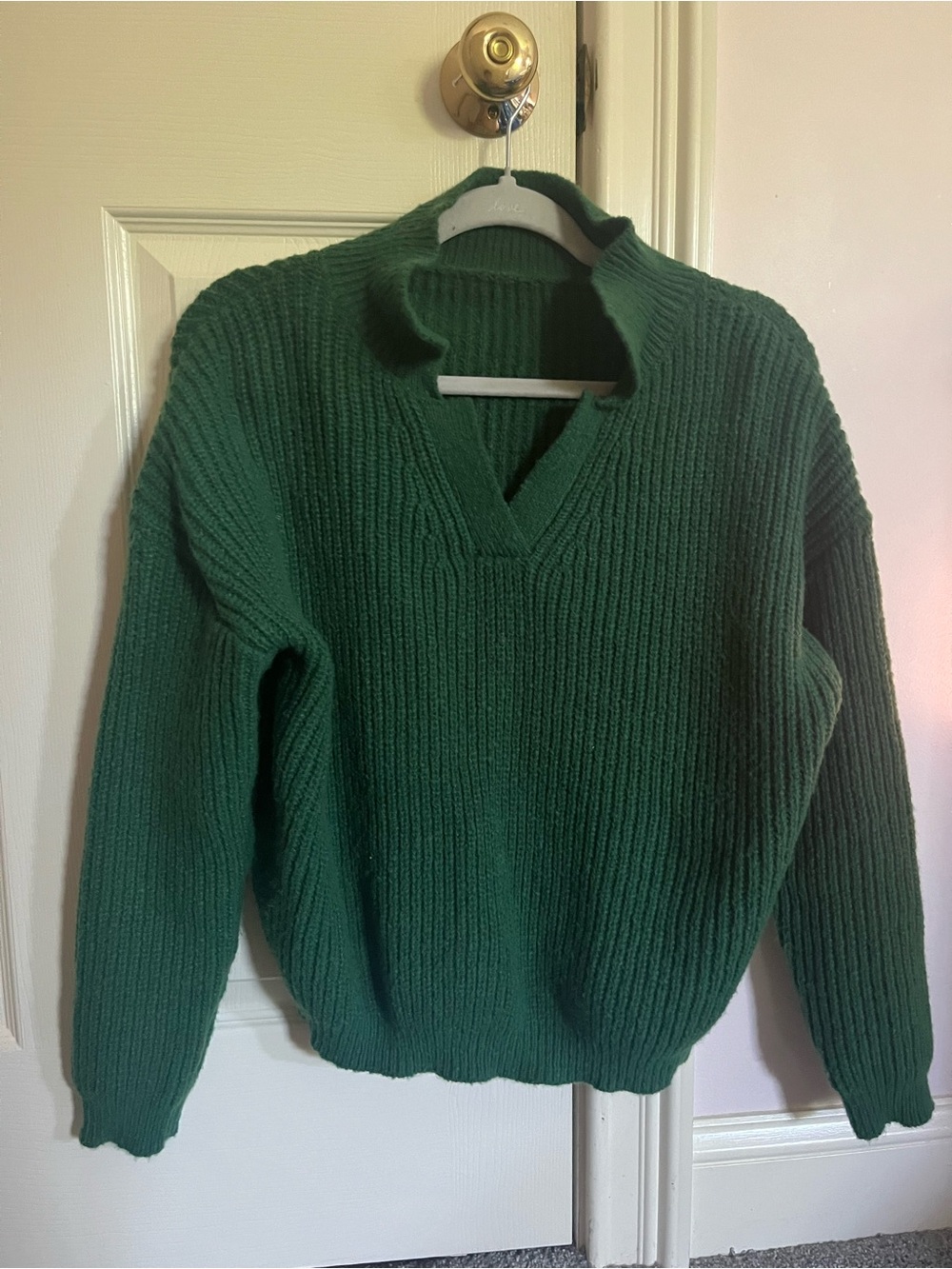 SHEIN Deep Green Ribbed V-Neck Sweater